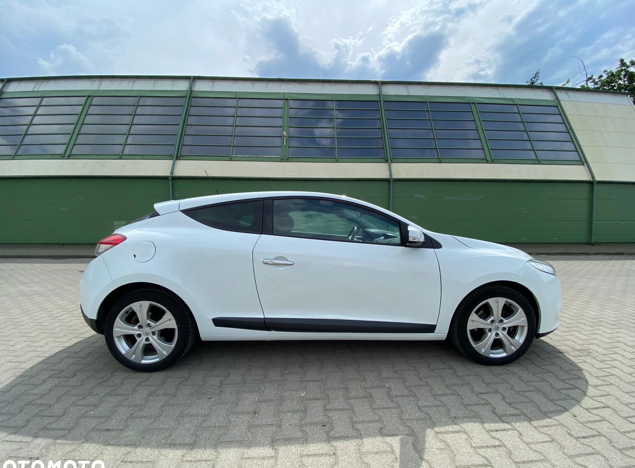 Renault Megane cena 18700 przebieg: 167000, rok produkcji 2010 z Dobrzyca małe 92